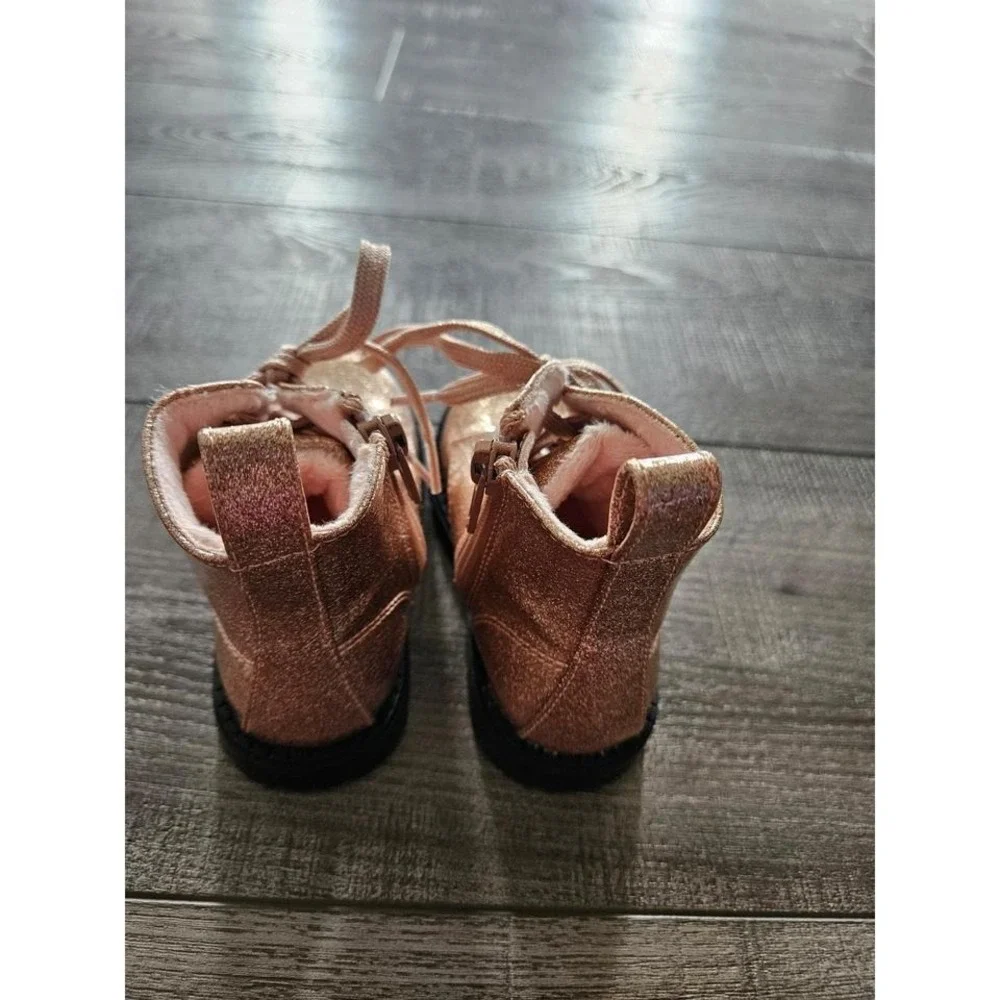 H&m baby girl boots size‎ 6